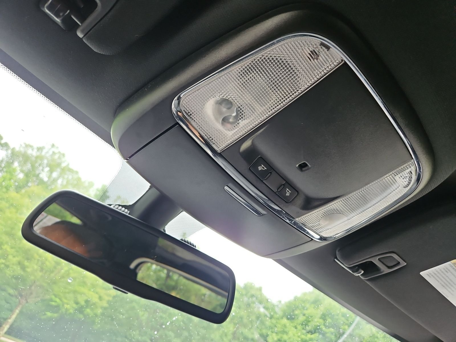 Used 2015 White Jeep Laredo image 30