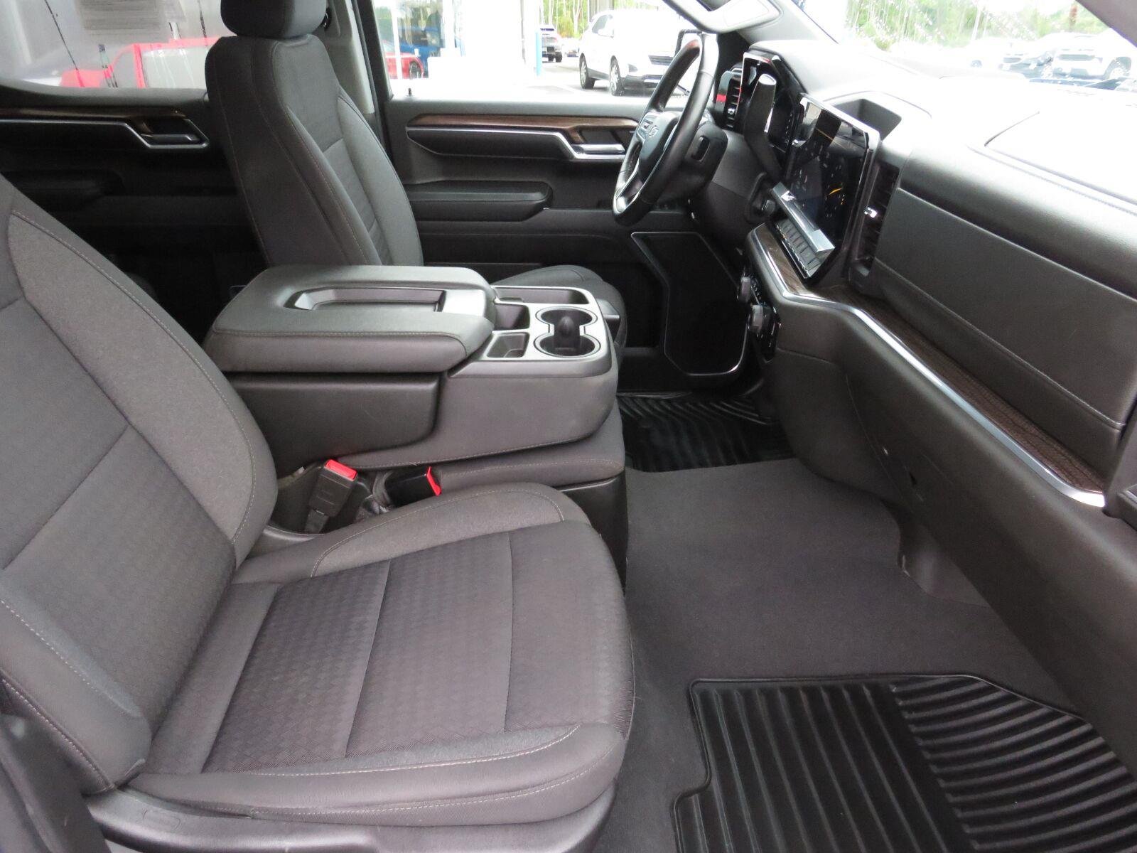 Used 2023 Glacier Blue Metallic Chevrolet RST image 21