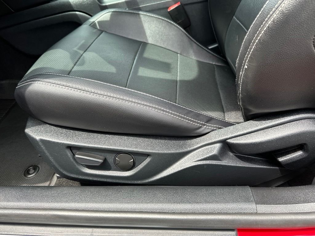 Used 2020 Red Ford GT Premium image 11