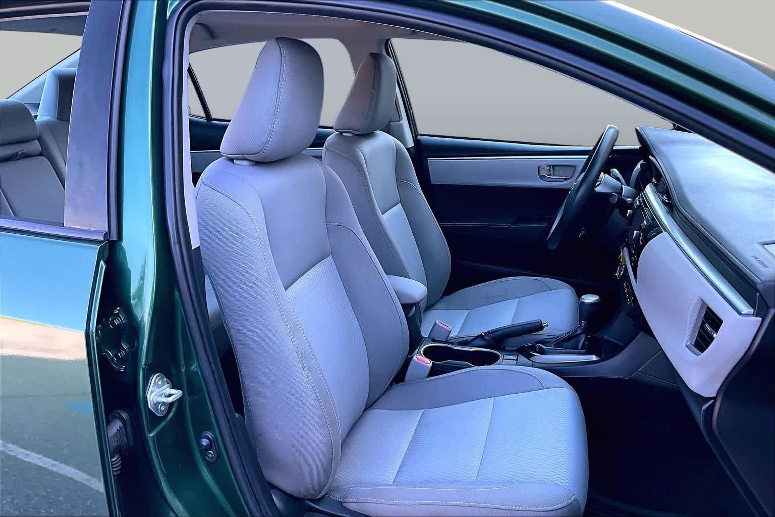 Used 2016 4Evergreen Metallic Toyota LE image 8