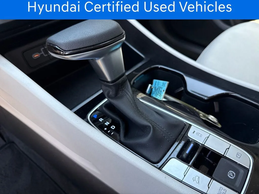 Certified Pre-Owned 2025 Hyundai Tucson SE