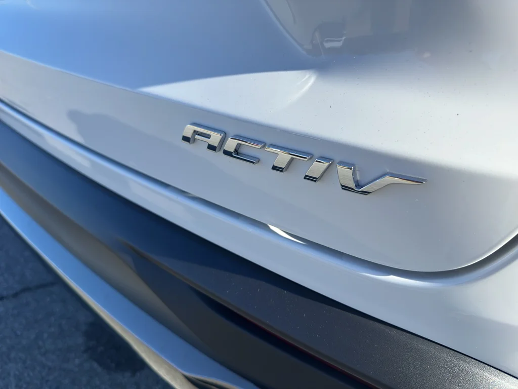 2026 Chevrolet Trax Activ - Photo 6