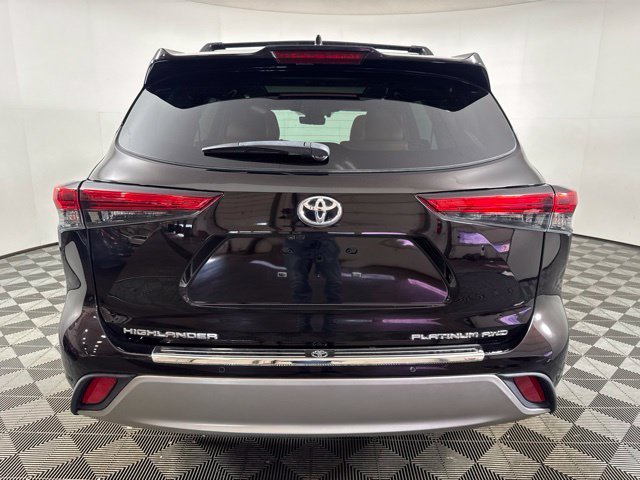 Used 2020 Brown Toyota Platinum image 24