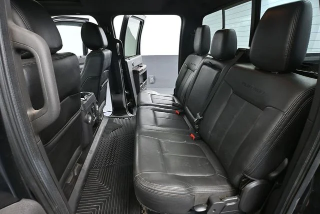 2014 Ford F-250 Super Duty Platinum - Photo 40