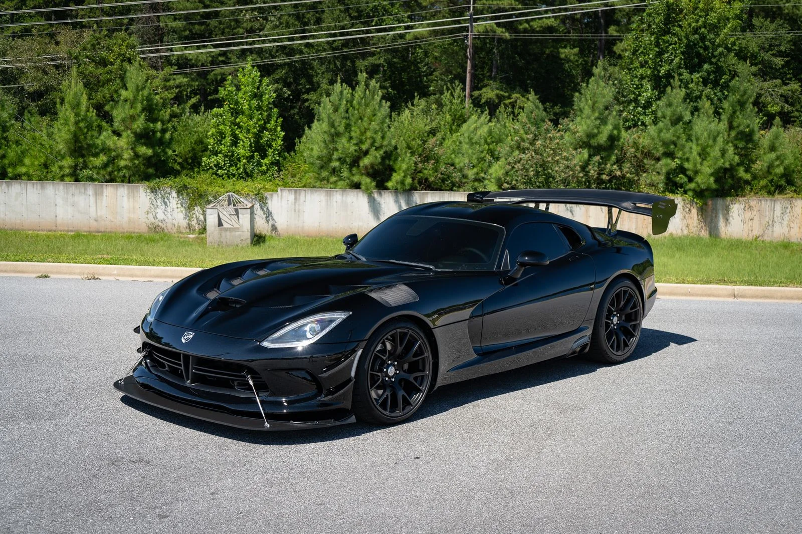 Used 2014 Black Dodge SRT image 13