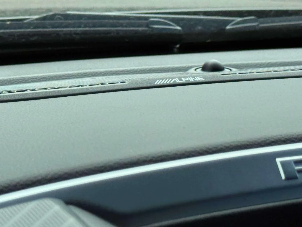 New 2027 Diamond Black Crystal Pearl-Coat Exterior Paint RAM Big Horn/Lone Star image 27