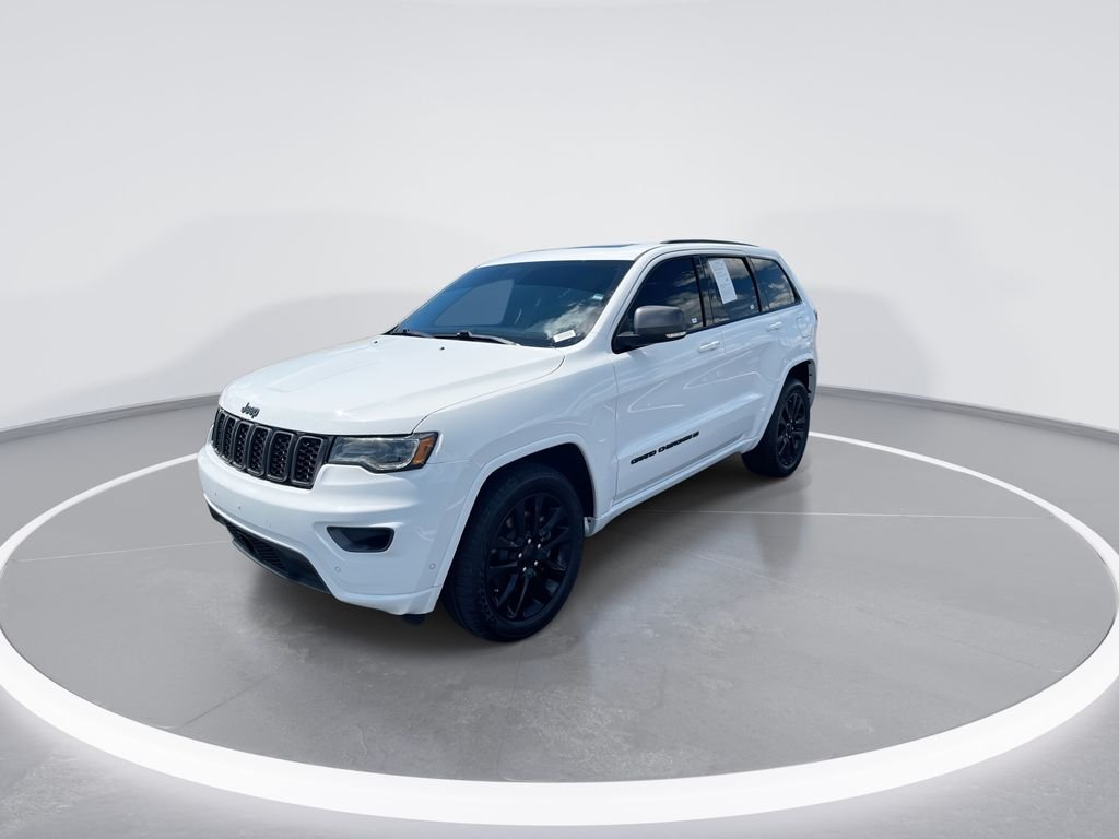 Used 2021 White Jeep Limited image 4