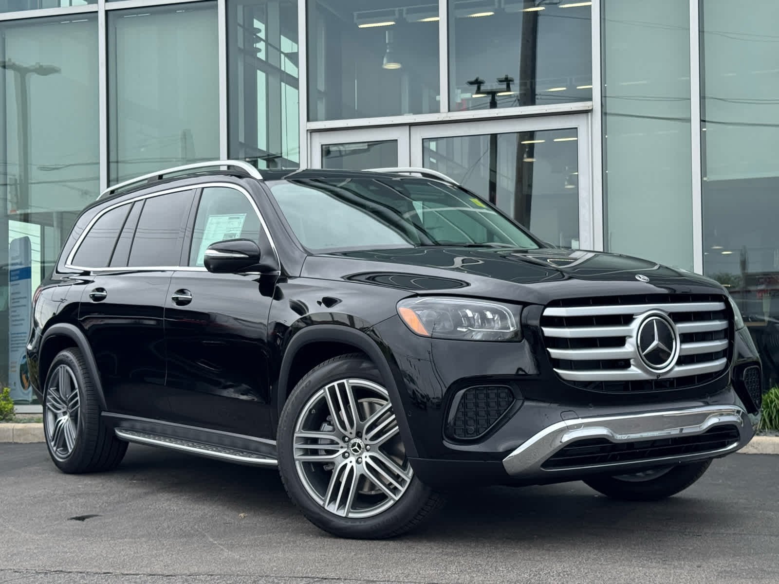 2026 Mercedes-Benz GLS GLS 450 4MATIC's photo