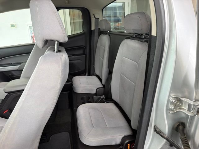 Used 2016 Silver Ice Metallic Chevrolet LT image 13