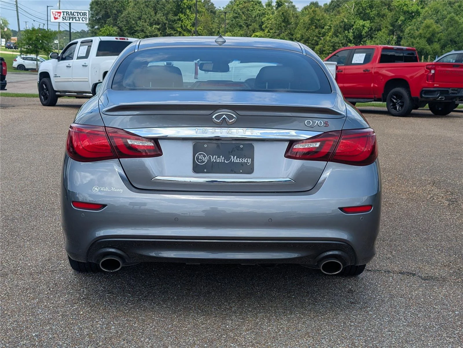 Used 2019 Gray INFINITI 3.7 image 4