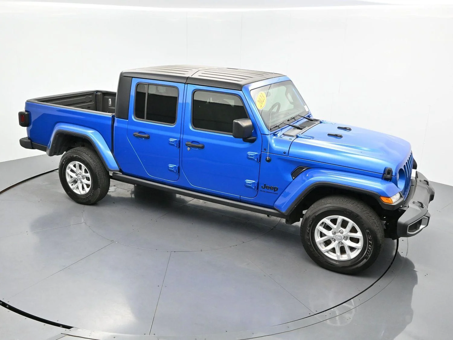 Used 2023 Hydro Blue Pearlcoat Jeep Sport S image 34