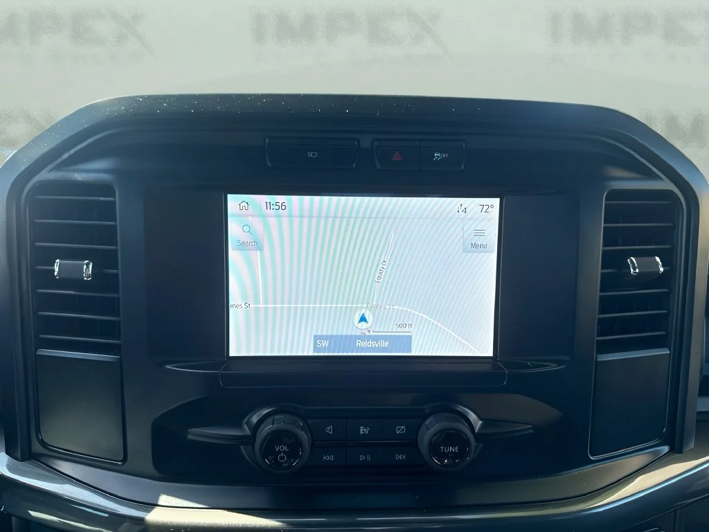 Used 2023  Ford XL image 18