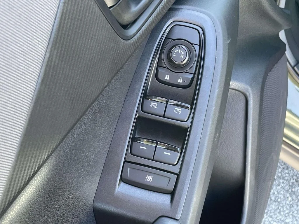 Used 2026 Alpine Green Subaru Base image 6