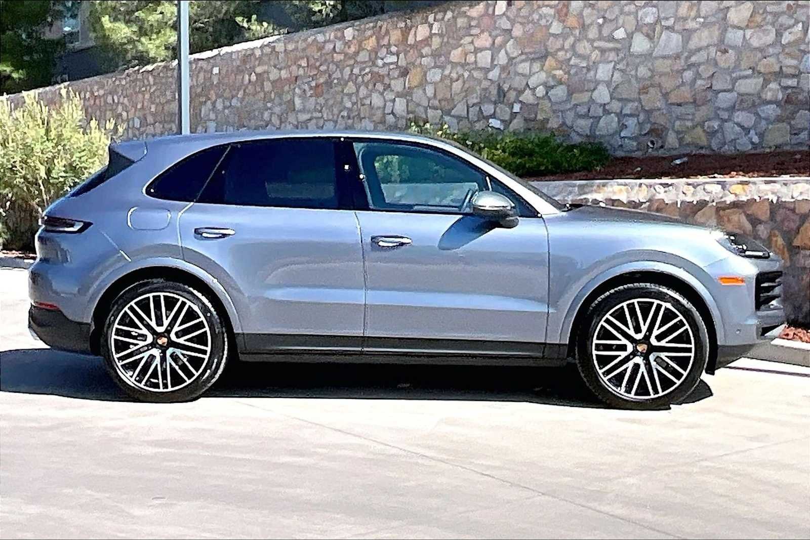 New 2026 Vanadium Grey Metallic Porsche  image 8