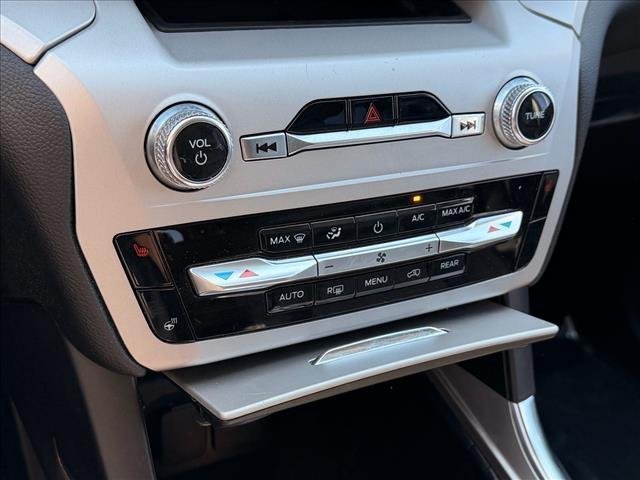 Used 2024 Oxford White Ford XLT image 20