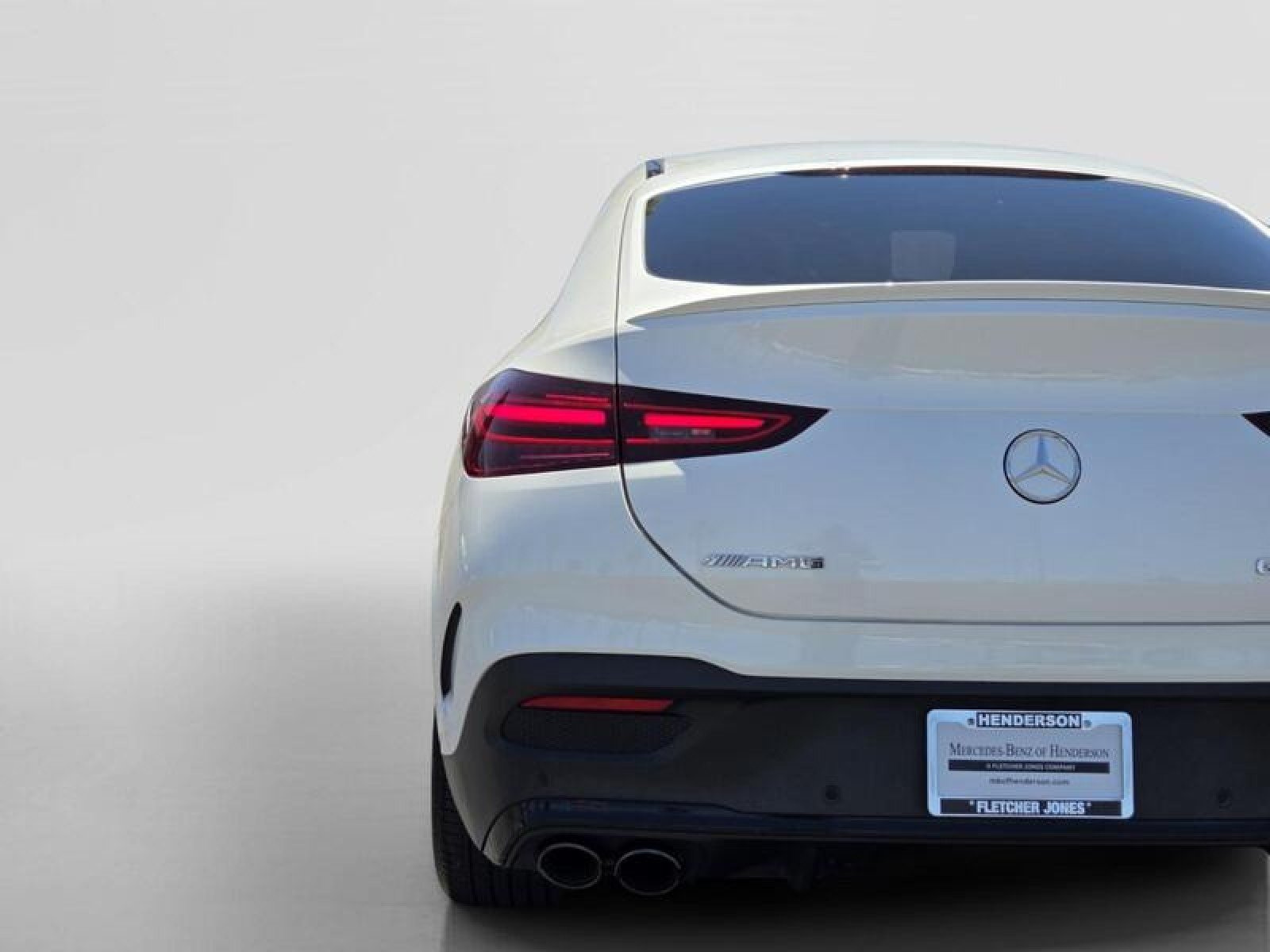 Certified Used 2024 MANUFAKTUR Diamond White Metallic Mercedes-Benz AMG® GLE 53 image 11