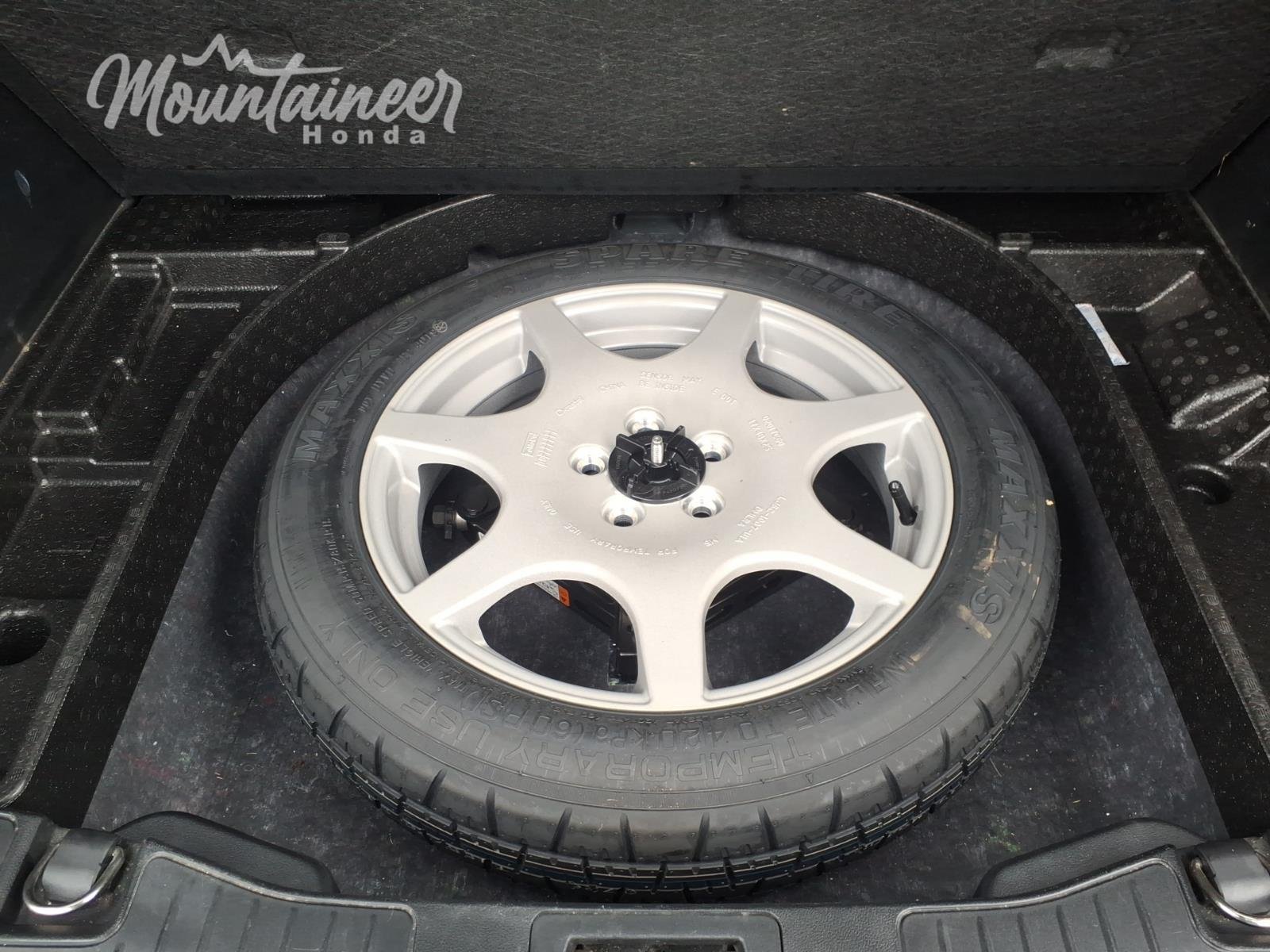 Used 2020 Agate Black Ford SEL image 24