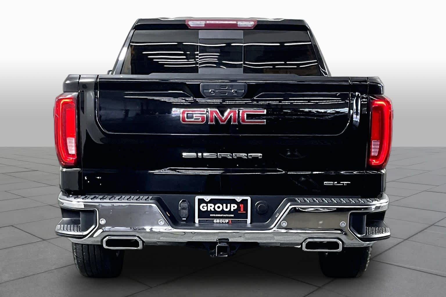 Used 2022 Onyx Black GMC SLT image 5