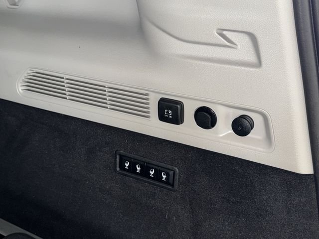 Used 2023 Bright White Clearcoat Jeep Base image 16