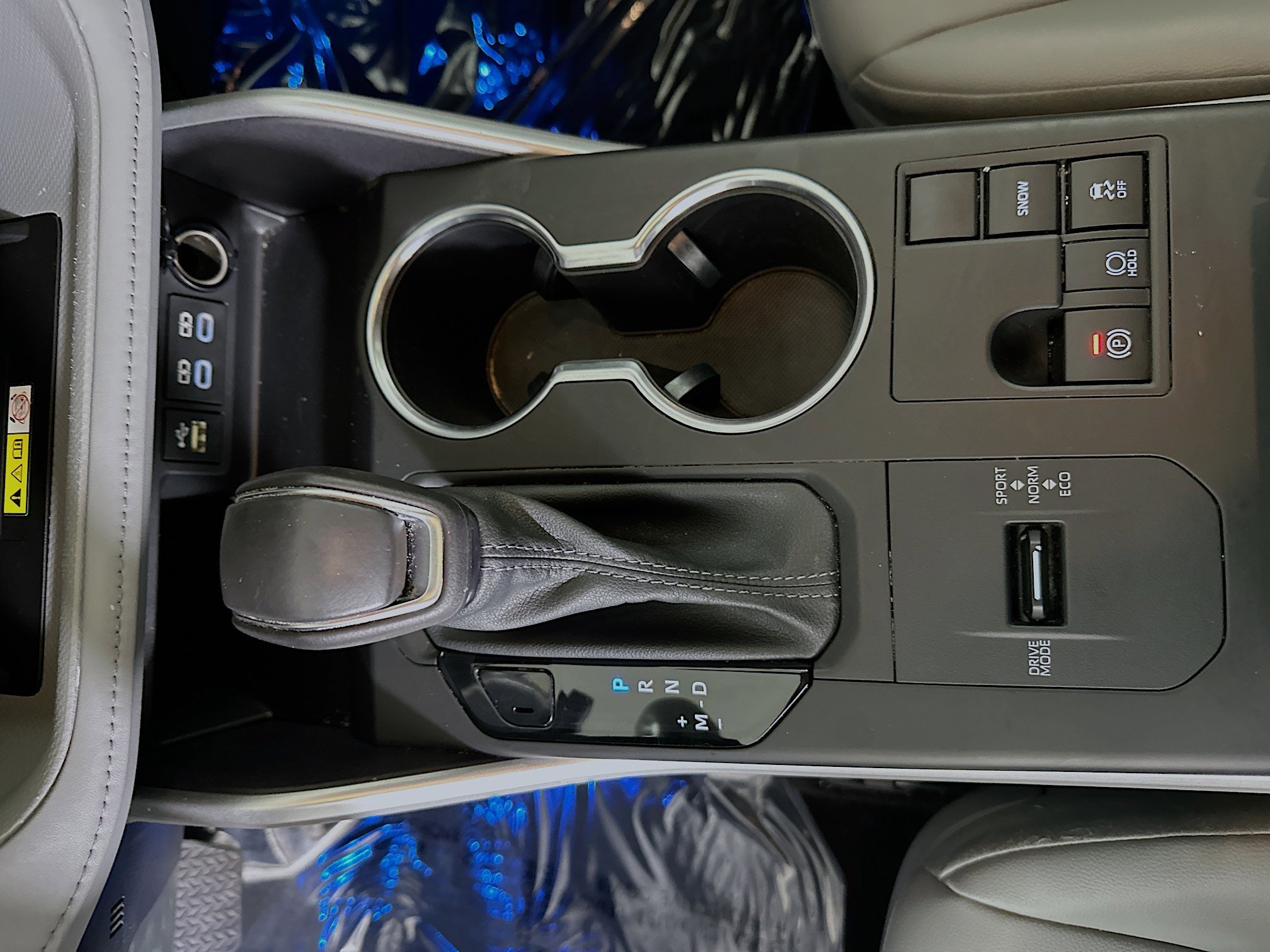 Used 2023 Celestial Silver Metallic Toyota XLE image 22