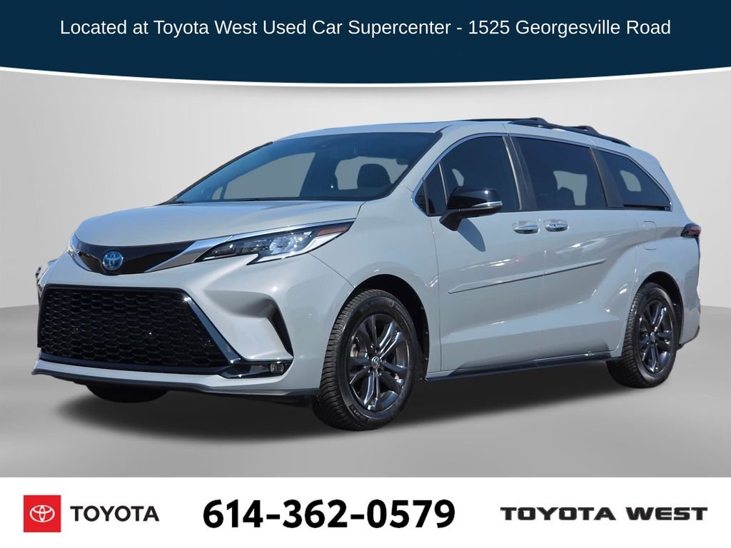 Used 2024  Toyota XSE image 1