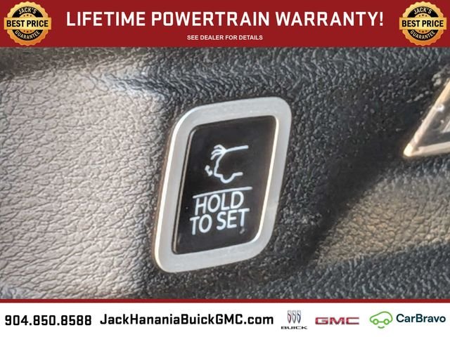 Used 2023 Silver Jeep Altitude image 12