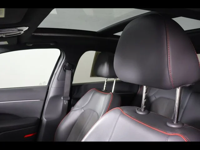 Used 2021 Black Hyundai SEL Plus image 13