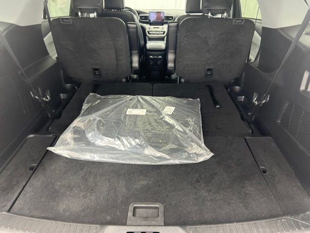 Used 2023 Stone Blue Metallic Ford XLT image 9