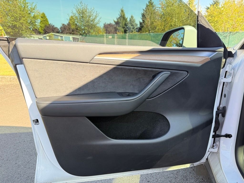 Used 2023 Pearl White Multi-Coat Tesla Performance image 16