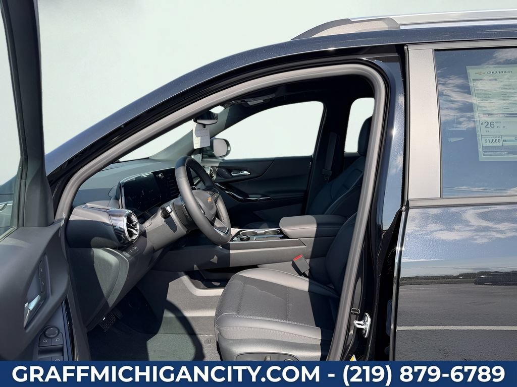 2027 Chevrolet Equinox LT - Photo 12
