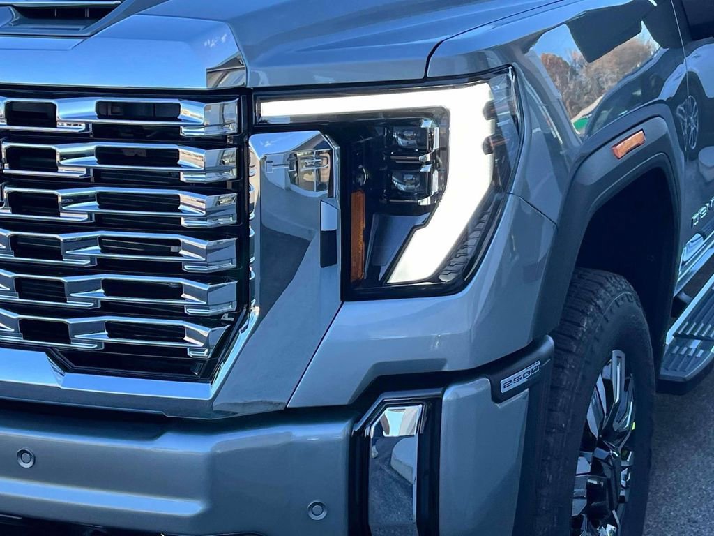 2026 GMC Sierra 2500HD Denali - Photo 9