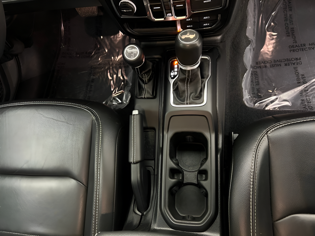2023 Jeep Wrangler 4xe Sahara 4XE - Photo 11