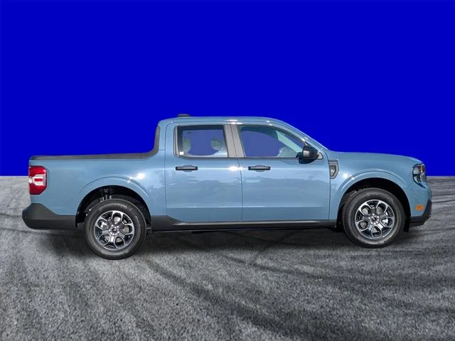 New 2026 Gray Ford XLT image 3