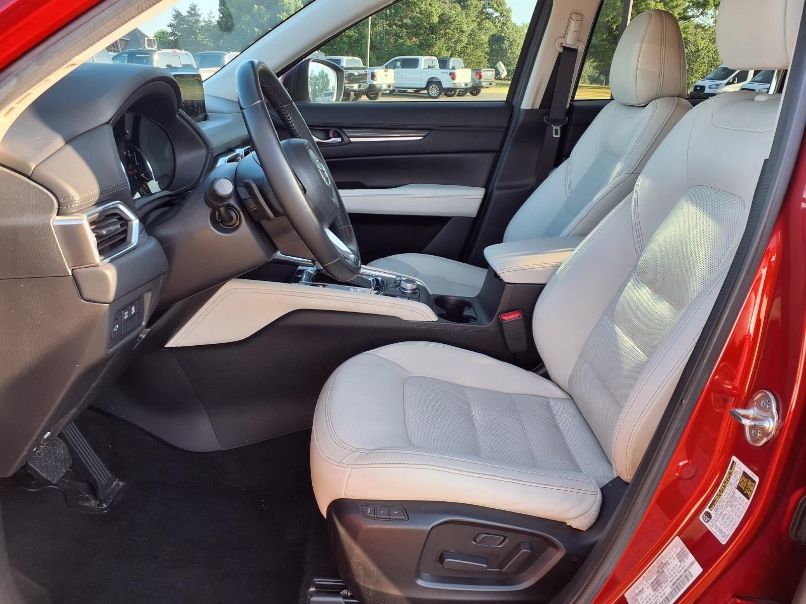 Used 2020 Soul Red Crystal Metallic Mazda Grand Touring image 19