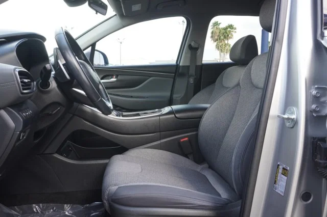 Used 2023  Hyundai SEL image 17