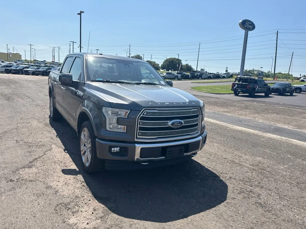 Used 2017 Magnetic Ford Limited image 2