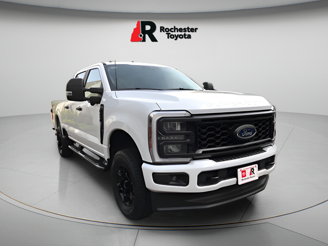 2025 Ford F-250 XL 4x4 Crew Cab 6-3/4' Box's photo