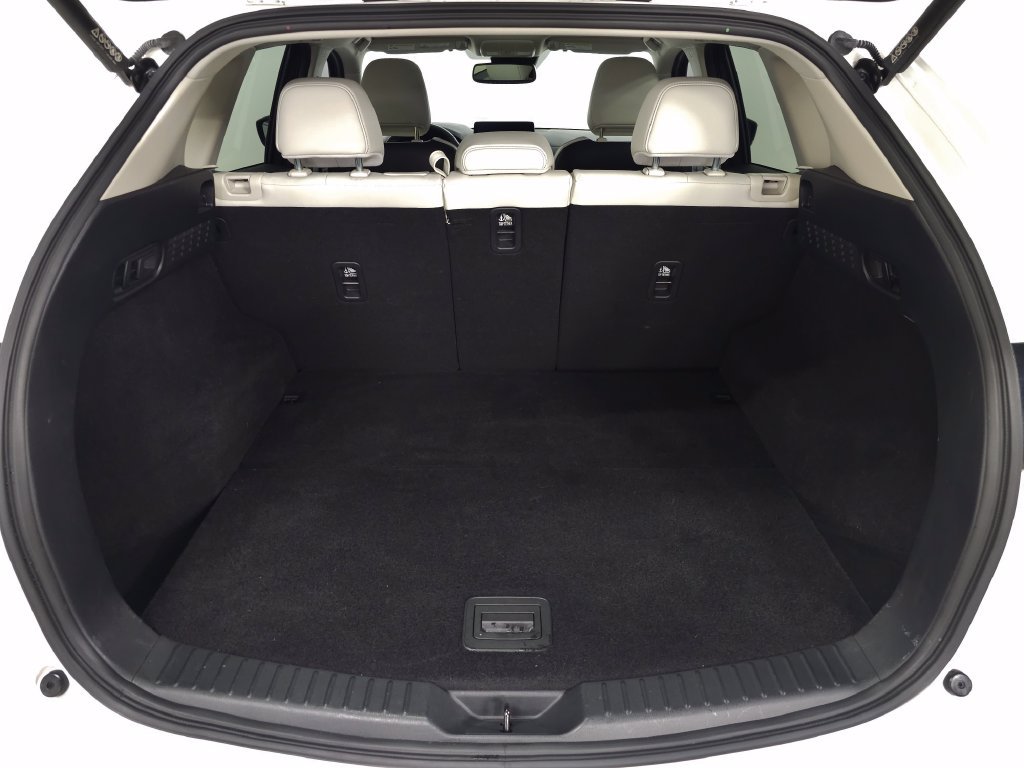 Used 2024 Rhodium White Metallic Mazda 2.5 S Preferred Package image 8