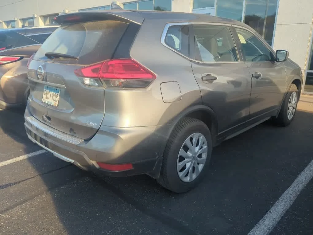Used 2017 Gun Metallic Nissan S image 3