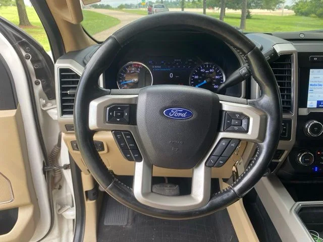 Used 2021 White Ford Lariat image 18