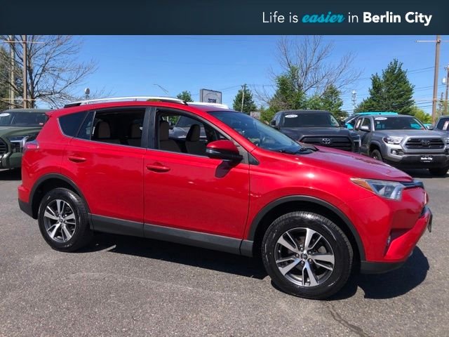2016 Toyota RAV4 XLE AWD's photo