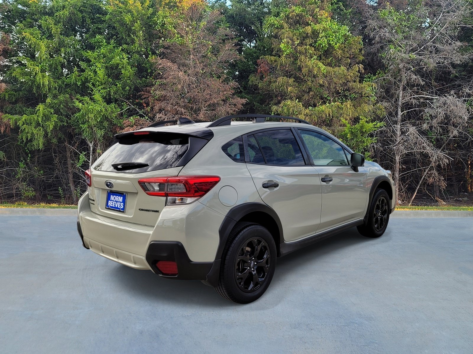 Used 2023 Desert Khaki Subaru Premium image 17