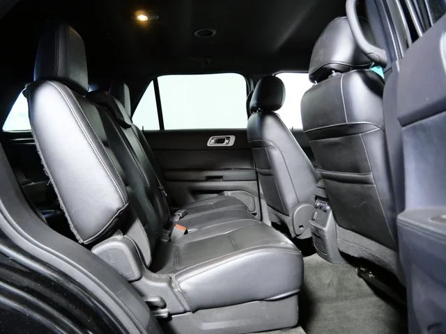 Used 2012 Black Ford XLT image 12