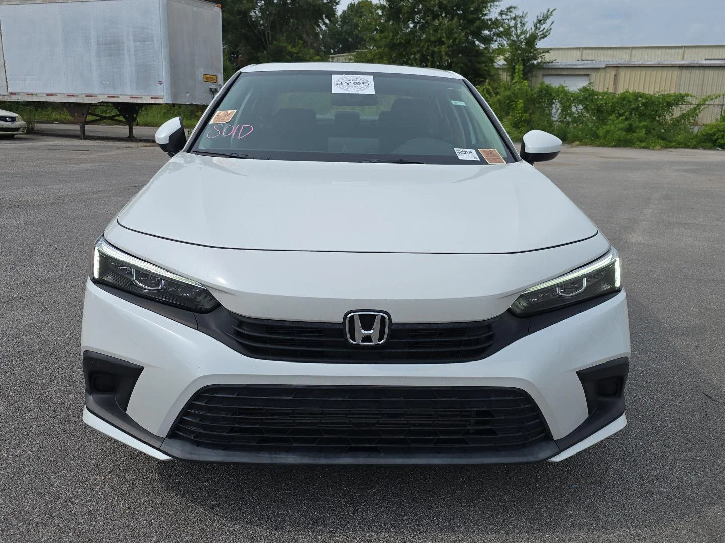 Used 2022 Platinum White Pearl Honda EX image 8