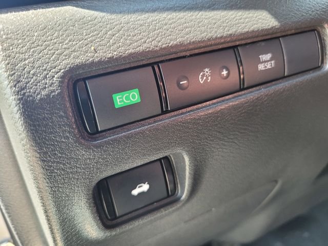 Used 2024 Gray Nissan SV image 19