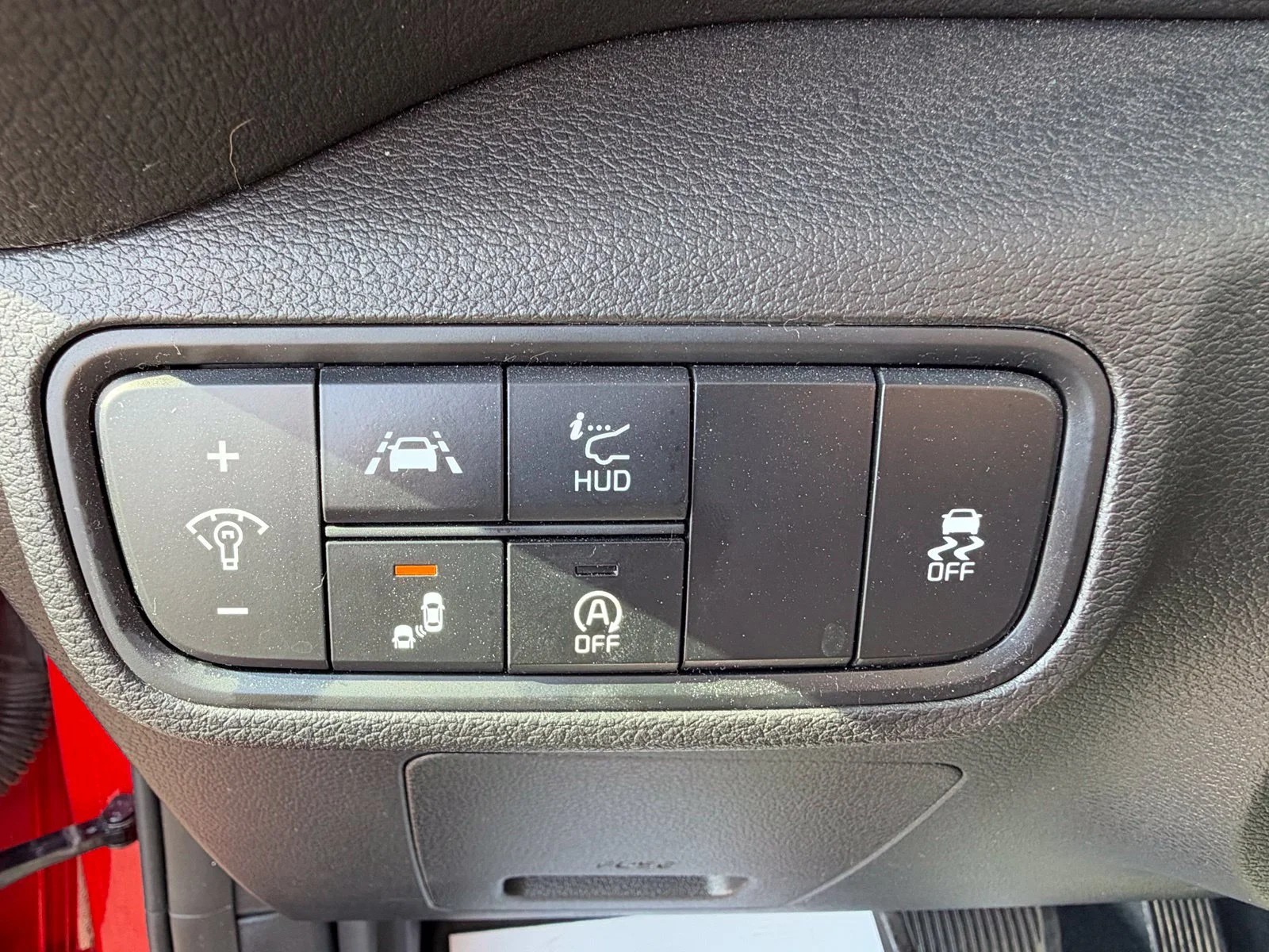 Used 2022 Red Kia Turbo image 14
