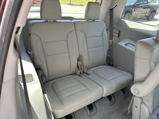 Used 2018 Red GMC SLT-1 image 25