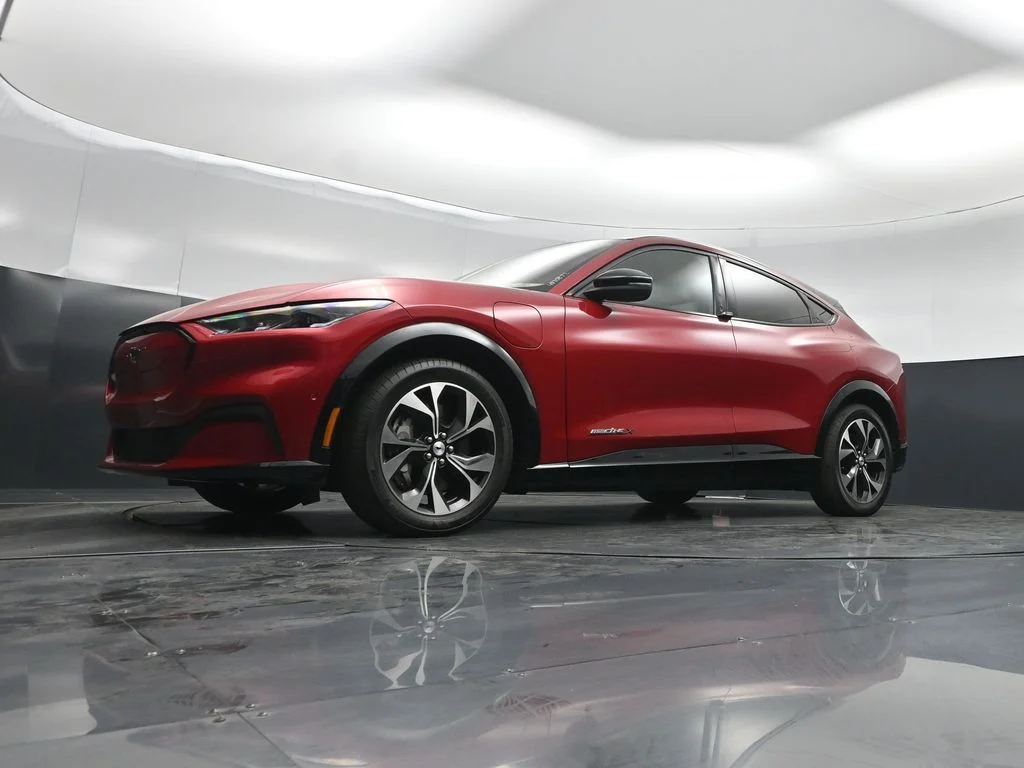 Used 2023 Red Ford Premium image 45