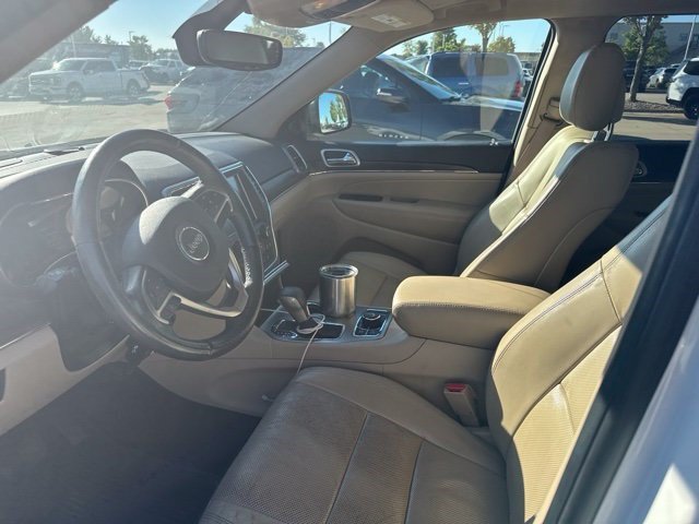 Certified Used 2018 Bright White Clearcoat Jeep Limited image 3