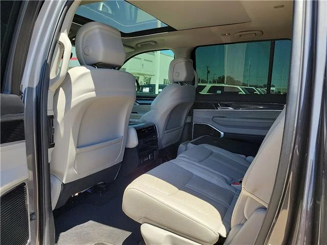Used 2022 Baltic Gray Metallic Clearcoat Jeep Series III 4x4 image 6